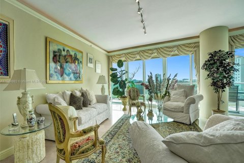 Condo in Aventura, Florida, 2 bedrooms  № 1054328 - photo 3