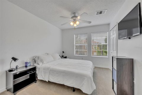 Adosado en venta en Kissimmee, Florida, 4 dormitorios, 151.99 m2 № 1244592 - foto 27