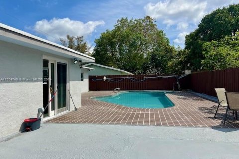 Villa ou maison à vendre à North Lauderdale, Floride: 3 chambres, 144 m2 № 1078458 - photo 11