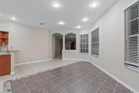 House in Tampa, Florida 2 bedrooms, 169.92 sq.m. № 1434602 - photo 17