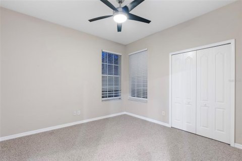 House in Tampa, Florida 2 bedrooms, 169.92 sq.m. № 1434602 - photo 9