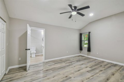 Casa en venta en Tampa, Florida, 3 dormitorios, 133.04 m2 № 1349573 - foto 21