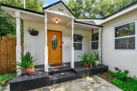 Casa en venta en Tampa, Florida, 3 dormitorios, 133.04 m2 № 1349573 - foto 2