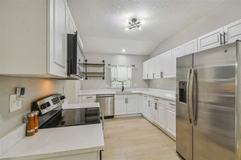 Casa en venta en Tampa, Florida, 3 dormitorios, 133.04 m2 № 1349573 - foto 12