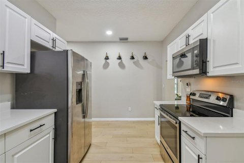 Casa en venta en Tampa, Florida, 3 dormitorios, 133.04 m2 № 1349573 - foto 19