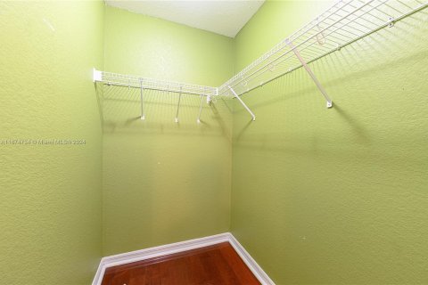 Touwnhouse à vendre à Hallandale Beach, Floride: 3 chambres, 179.39 m2 № 1405903 - photo 14