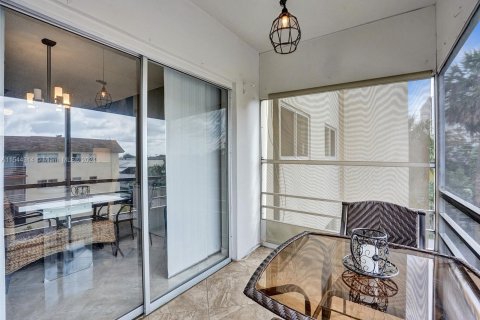 Condominio en venta en Lauderhill, Florida, 1 dormitorio, 70.61 m2 № 1050351 - foto 15