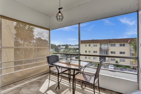 Copropriété à vendre à Lauderhill, Floride: 1 chambre, 70.61 m2 № 1050351 - photo 11