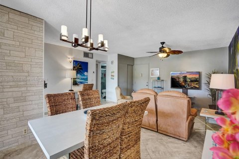 Copropriété à vendre à Lauderhill, Floride: 1 chambre, 70.61 m2 № 1050351 - photo 17