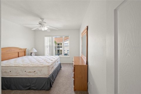 Condo in Kissimmee, Florida, 3 bedrooms  № 1403919 - photo 17