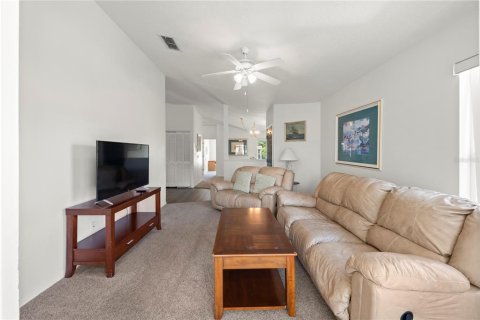 Condo in Kissimmee, Florida, 3 bedrooms  № 1403919 - photo 25