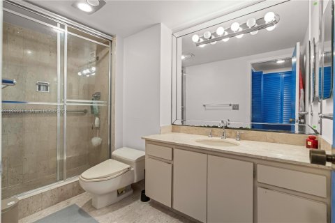 Copropriété à vendre à Miami, Floride: 2 chambres, 181.16 m2 № 1223758 - photo 29