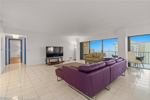 Copropriété à vendre à Miami, Floride: 2 chambres, 181.16 m2 № 1223758 - photo 23