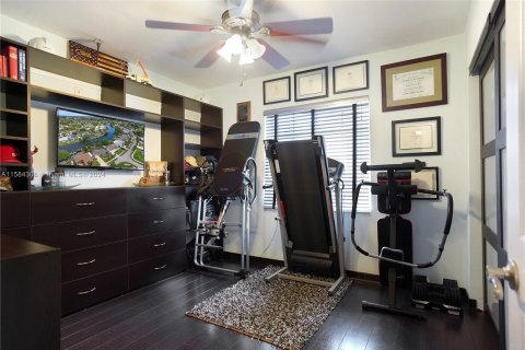 Casa en venta en Cutler Bay, Florida, 4 dormitorios, 200.3 m2 № 1223757 - foto 19