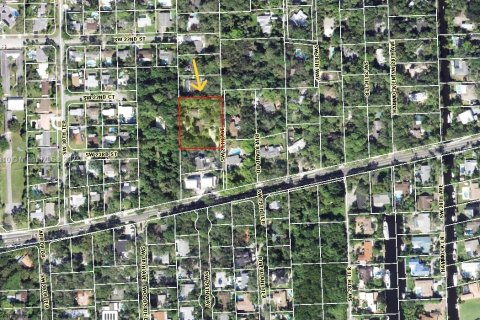 Купить земельный участок в Форт-Лодердейл, Флорида № 1075476 - фото 1