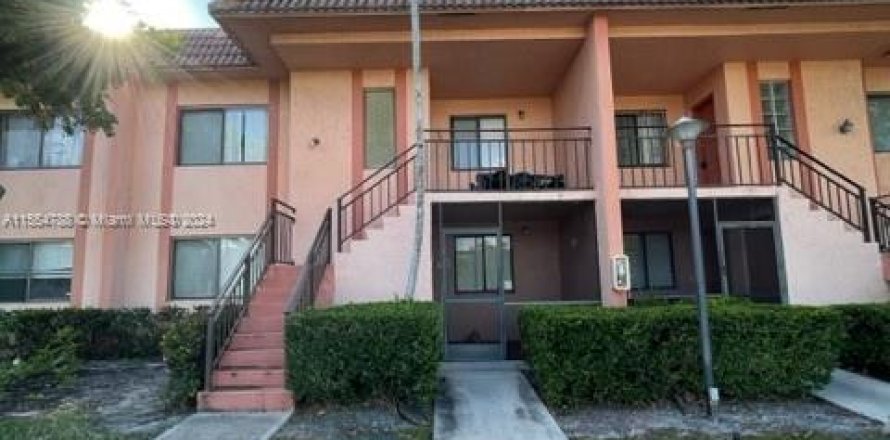 Condo à Weston, Floride, 2 chambres  № 1075472