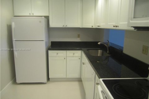 Condominio en venta en Miami, Florida, 2 dormitorios, 89.65 m2 № 1427492 - foto 1