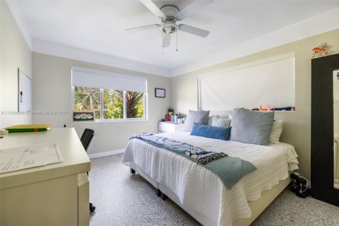 Villa ou maison à vendre à Pinecrest, Floride: 3 chambres, 142.14 m2 № 1028637 - photo 6