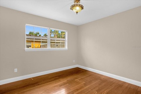 Duplex à vendre à Orlando, Floride: 2 chambres, 65.87 m2 № 1429501 - photo 9