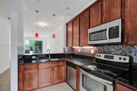 Adosado en venta en Miramar, Florida, 2 dormitorios, 99.41 m2 № 1330005 - foto 7