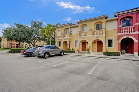 Adosado en venta en Miramar, Florida, 2 dormitorios, 99.41 m2 № 1330005 - foto 2