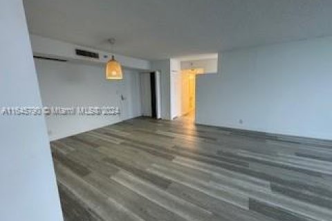 Condominio en venta en Aventura, Florida, 2 dormitorios, 126.81 m2 № 1329961 - foto 7