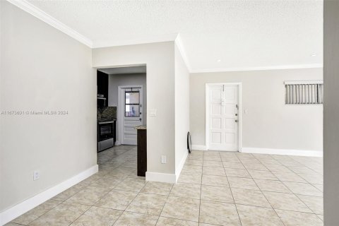 Apartamento en alquiler en Hollywood, Florida, 2 dormitorios, 1396.88 m2 № 1396839 - foto 18