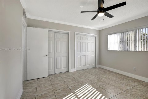 Apartamento en alquiler en Hollywood, Florida, 2 dormitorios, 1396.88 m2 № 1396839 - foto 13