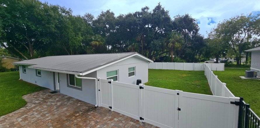 Casa en Titusville, Florida 3 dormitorios, 130.81 m2 № 1398892