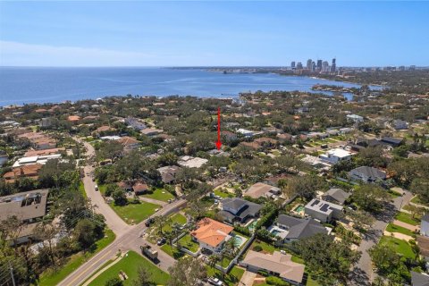 Casa en venta en Saint Petersburg, Florida, 4 dormitorios, 255.3 m2 № 1398855 - foto 6