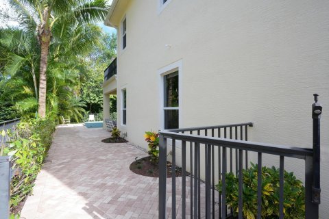 House in Palm Beach Gardens, Florida 5 bedrooms, 373.1 sq.m. № 1080775 - photo 18