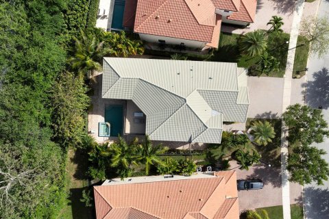 House in Palm Beach Gardens, Florida 5 bedrooms, 373.1 sq.m. № 1080775 - photo 14