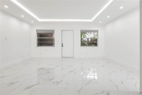 Condominio en venta en Fort Lauderdale, Florida, 1 dormitorio, 54.81 m2 № 1080659 - foto 19