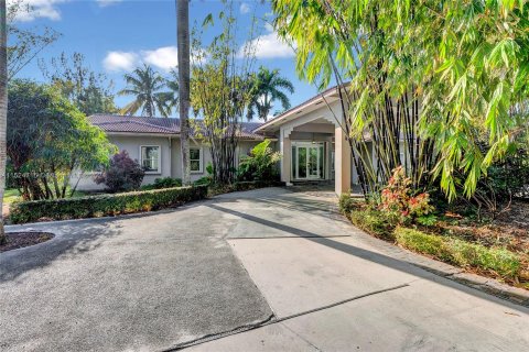 Villa ou maison à vendre à Southwest Ranches, Floride: 4 chambres, 260.41 m2 № 1037705 - photo 17