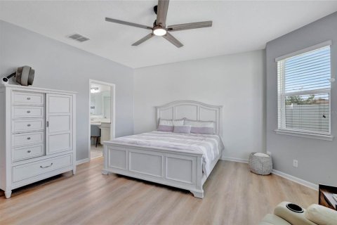 Casa en venta en Saint Cloud, Florida, 4 dormitorios, 209.31 m2 № 1341237 - foto 18