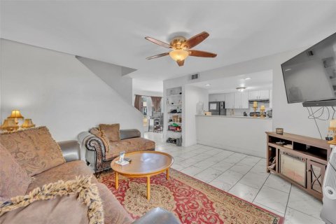 Condominio en venta en Orlando, Florida, 2 dormitorios, 112.5 m2 № 1039548 - foto 10