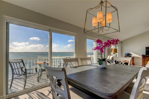 Copropriété à vendre à Clearwater, Floride: 2 chambres, 103.86 m2 № 1342019 - photo 10