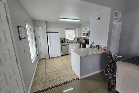 Copropriété à vendre à Orlando, Floride: 2 chambres, 88.07 m2 № 1342020 - photo 5