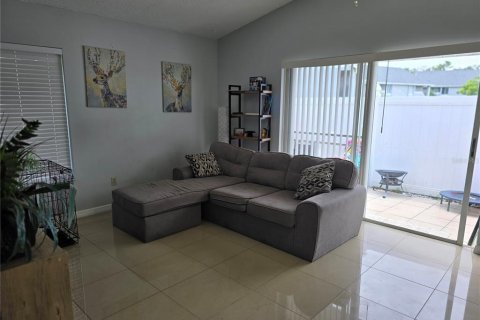 Copropriété à vendre à Orlando, Floride: 2 chambres, 88.07 m2 № 1342020 - photo 4