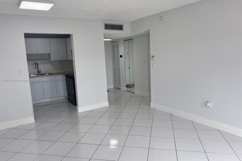 Copropriété à vendre à Miami, Floride: 2 chambres, 77.85 m2 № 1394269 - photo 7