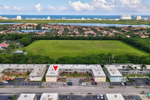 Condominio en venta en Hollywood, Florida, 2 dormitorios, 80.82 m2 № 1381580 - foto 22