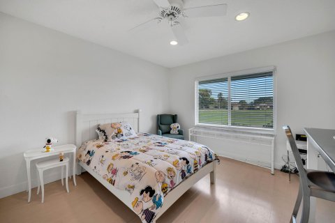 House in Tamarac, Florida 4 bedrooms, 339.65 sq.m. № 1031986 - photo 19