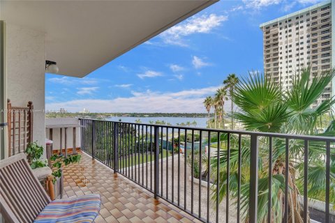 Condominio en venta en Hollywood, Florida, 1 dormitorio, 110.55 m2 № 1375596 - foto 22