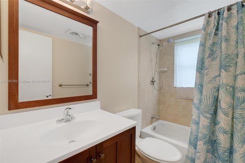 Copropriété à vendre à Deerfield Beach, Floride: 2 chambres, 83.61 m2 № 1394736 - photo 14