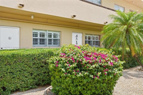 Copropriété à vendre à Deerfield Beach, Floride: 2 chambres, 83.61 m2 № 1394736 - photo 3