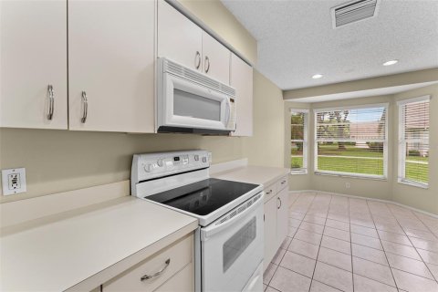 Condominio en venta en New Port Richey, Florida, 2 dormitorios, 137.12 m2 № 1400814 - foto 24