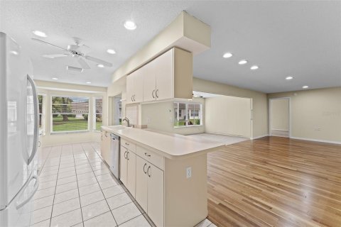 Condominio en venta en New Port Richey, Florida, 2 dormitorios, 137.12 m2 № 1400814 - foto 20