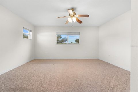 Duplex in Ocala, Florida 2 bedrooms, 177.91 sq.m. № 1041329 - photo 14