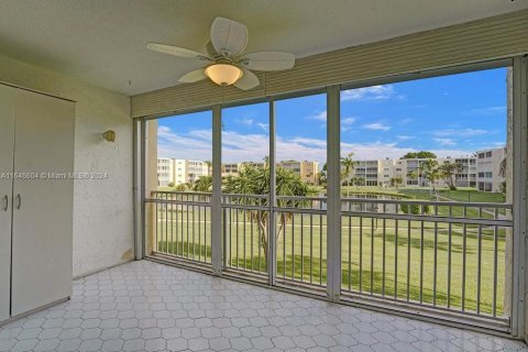 Copropriété à vendre à Dania Beach, Floride: 2 chambres, 106.28 m2 № 1331586 - photo 2