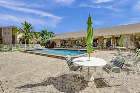 Copropriété à vendre à Dania Beach, Floride: 2 chambres, 106.28 m2 № 1331586 - photo 30